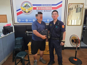 烏日警用「這招」助尋回 失物。林重鎣