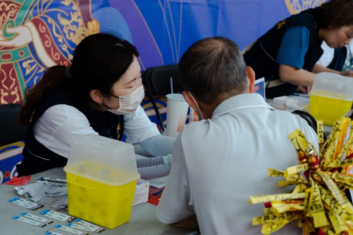 「辣媽祖」降臨彰化守護性健康，全國首創問事互動翻轉衛教模式。圖／彰化縣政府提供