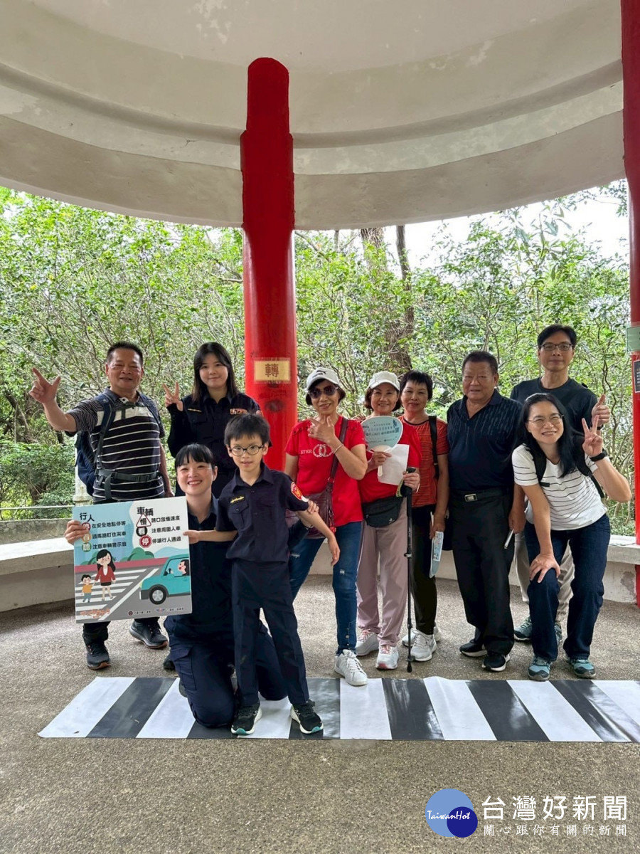 新竹市警察局交通隊提升長者法規觀念、交通安全意識。