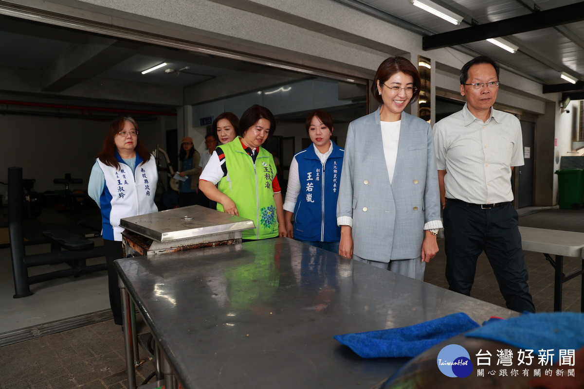 南投縣長許淑華前往日月潭水上運動訓練中心會勘，並指示縣府撥款約325萬元升級廚房設備完善選手飲食。（縣府提供）