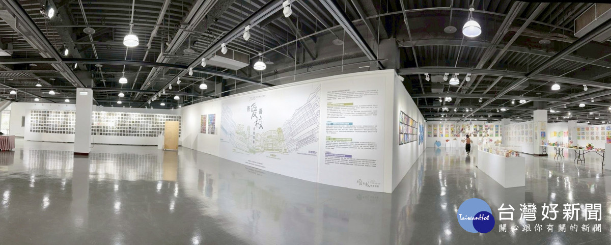 以畫筆告白校園      桃市國中小四校聯展盛大開幕