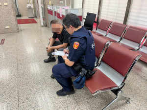 警銀聯手成功攔阻300萬元。