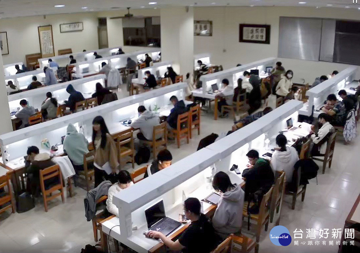 暨大自修室24小時開放，很受學生歡迎。（暨大提供）