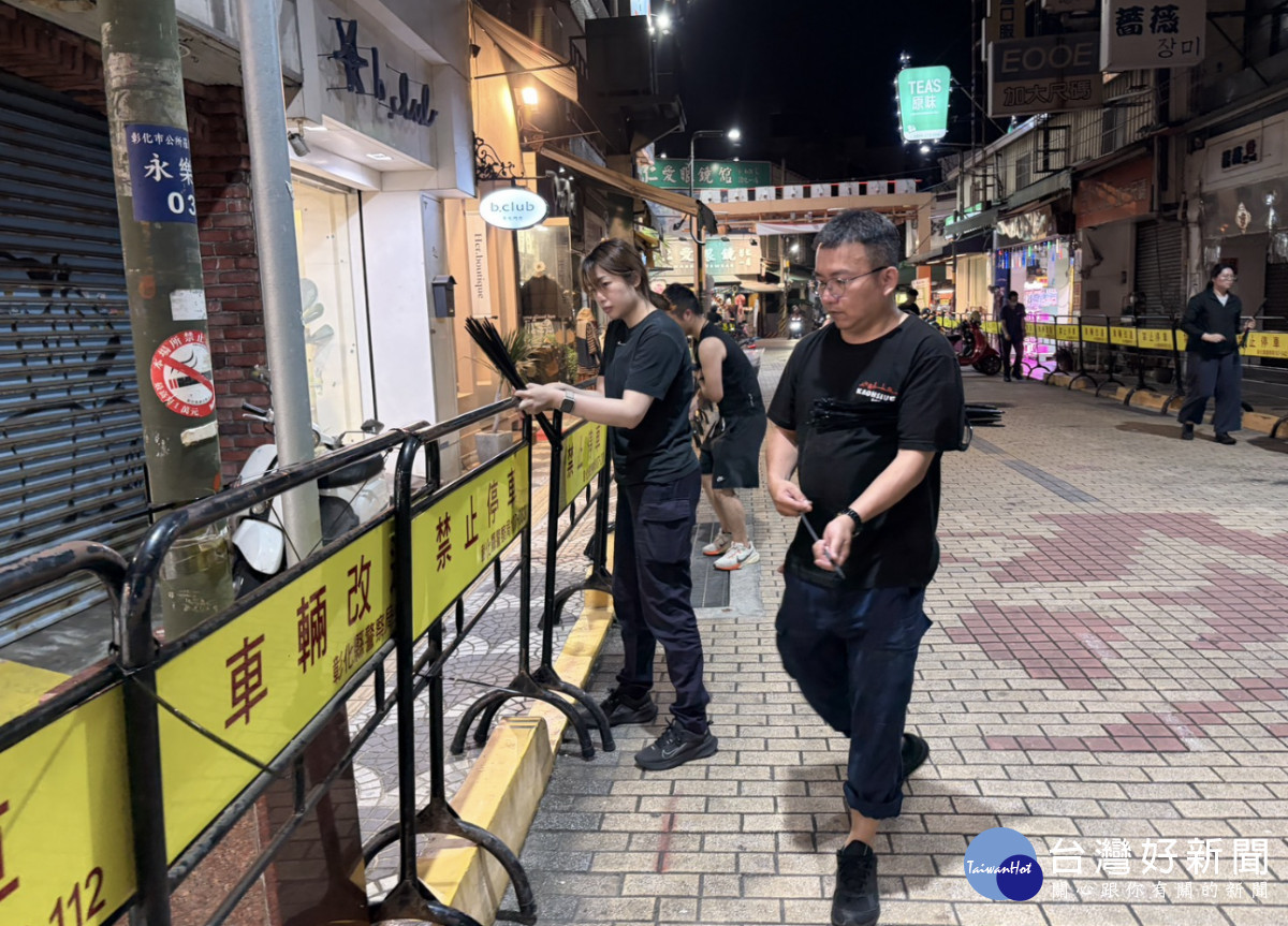 大甲媽祖回鑾湧人潮！永樂商圈強化警力佈署，多路段人、車流管制。圖／彰化縣警局提供