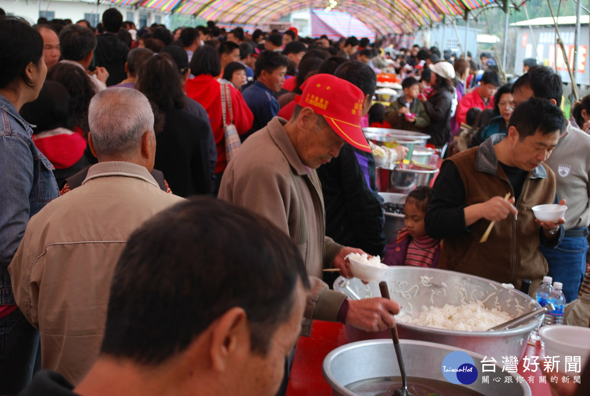 大甲媽回鑾　設點心站提供香客用餐
