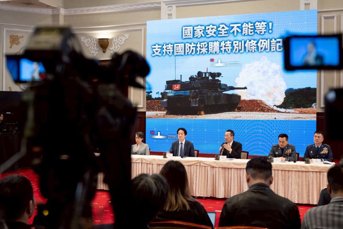 1.25兆軍購「無菜單」黑箱？　吳崢揭示「七大類支出」細節：請藍白說清哪項不重要？