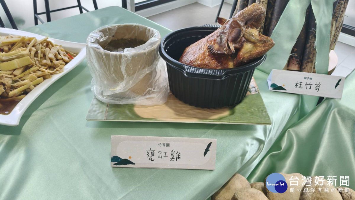 在地商家推出多項特色料理。（圖／記者陳致愷攝影）