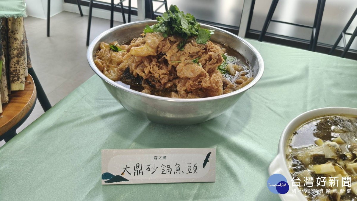 在地商家推出多項特色料理。（圖／記者陳致愷攝影）