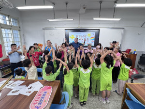 響應430國際不打小孩日。