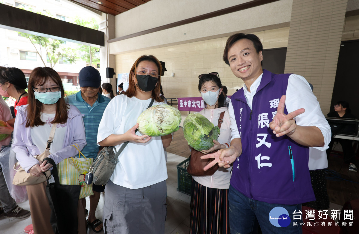 10元為媽媽做好事歡慶母親節和福協會串聯和平里讓愛綻放