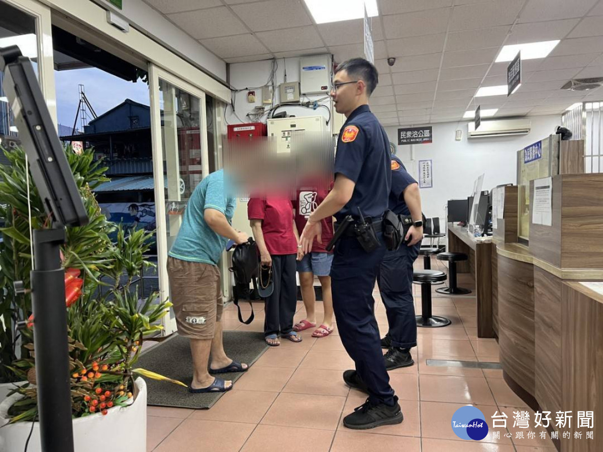 老婦迷途徒步兩小時，蘆竹警靠「冠夫姓」一問助團圓。