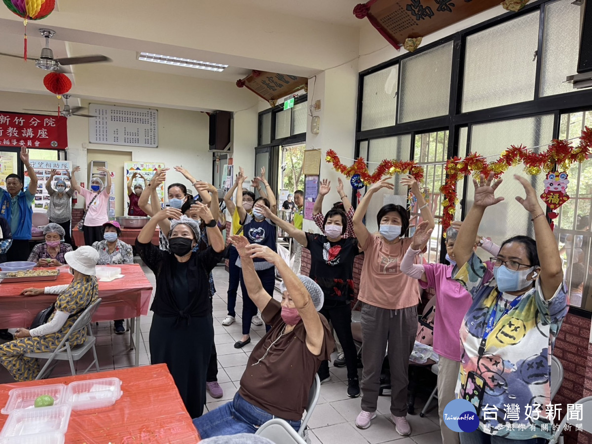 北榮新竹分院健康講座　百歲人瑞全程參與