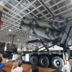 中科院在「2025台北國際航太暨國防工業展」上展出天弓四型「強弓飛彈」系統。（圖／資料照片，圖源：台灣好新聞編輯部拍攝）