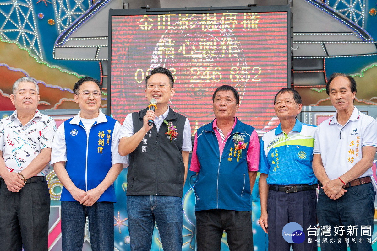 桃園市副市長蘇俊賓於「大溪美華慈聖宮天上聖母聖誕千秋平安福宴」活動中致詞。