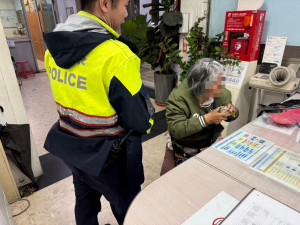 楊梅警追查行車路線協助尋回愛車。