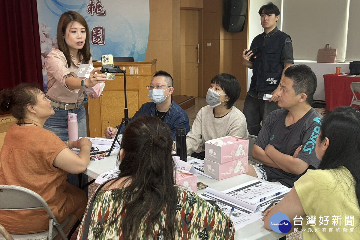 桃園市政府經發局推出市集培力課程,協助市場商圈數位行銷開拓新商機。<br />