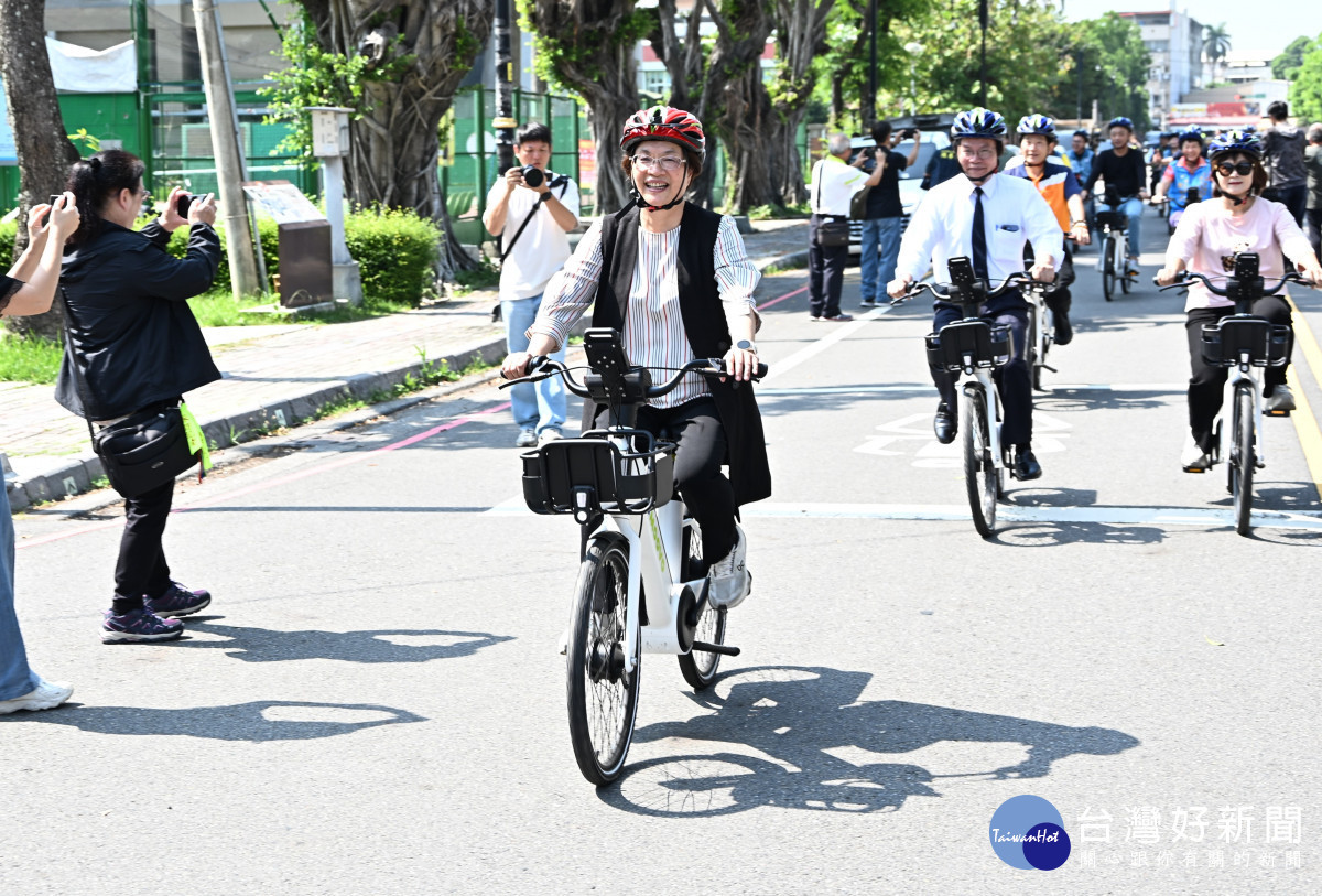 MOOVO進駐北斗,8站80車打造低碳慢遊新體驗。圖/記者鄧富珍攝