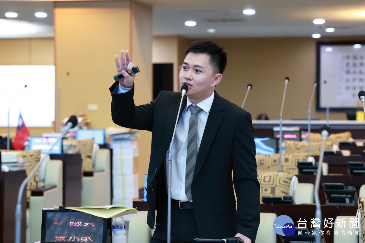 台南成德里活動中心因「少做雨遮」卡關近1年　議員蔡宗豪批行政效率牛步化