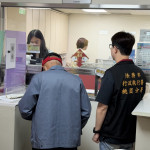 桃園分署表示，林父繳納的每一分錢，都飽含了家人的眼淚與對兒子重生的期盼。
