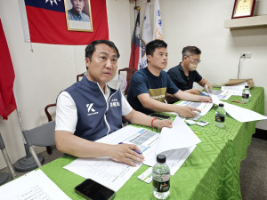 立法委員涂權吉主持「因應氣候變遷縣市管河川及排水整體改善計畫」說明會。