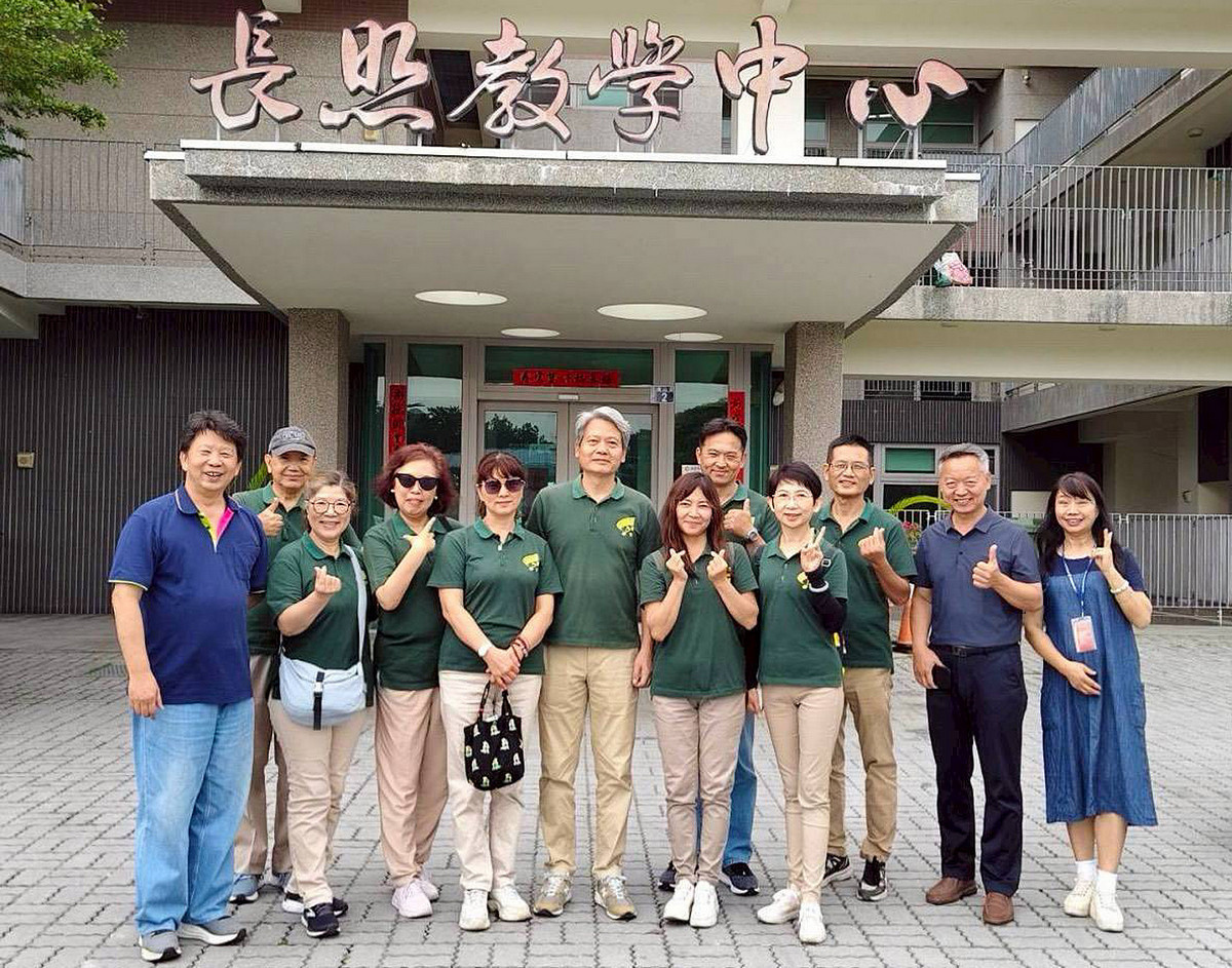 清韻合唱團參訪埔基長照中心，團員們支持偏鄉醫療，籌辦《清韻40愛在埔基》向長輩致敬公益音樂會。