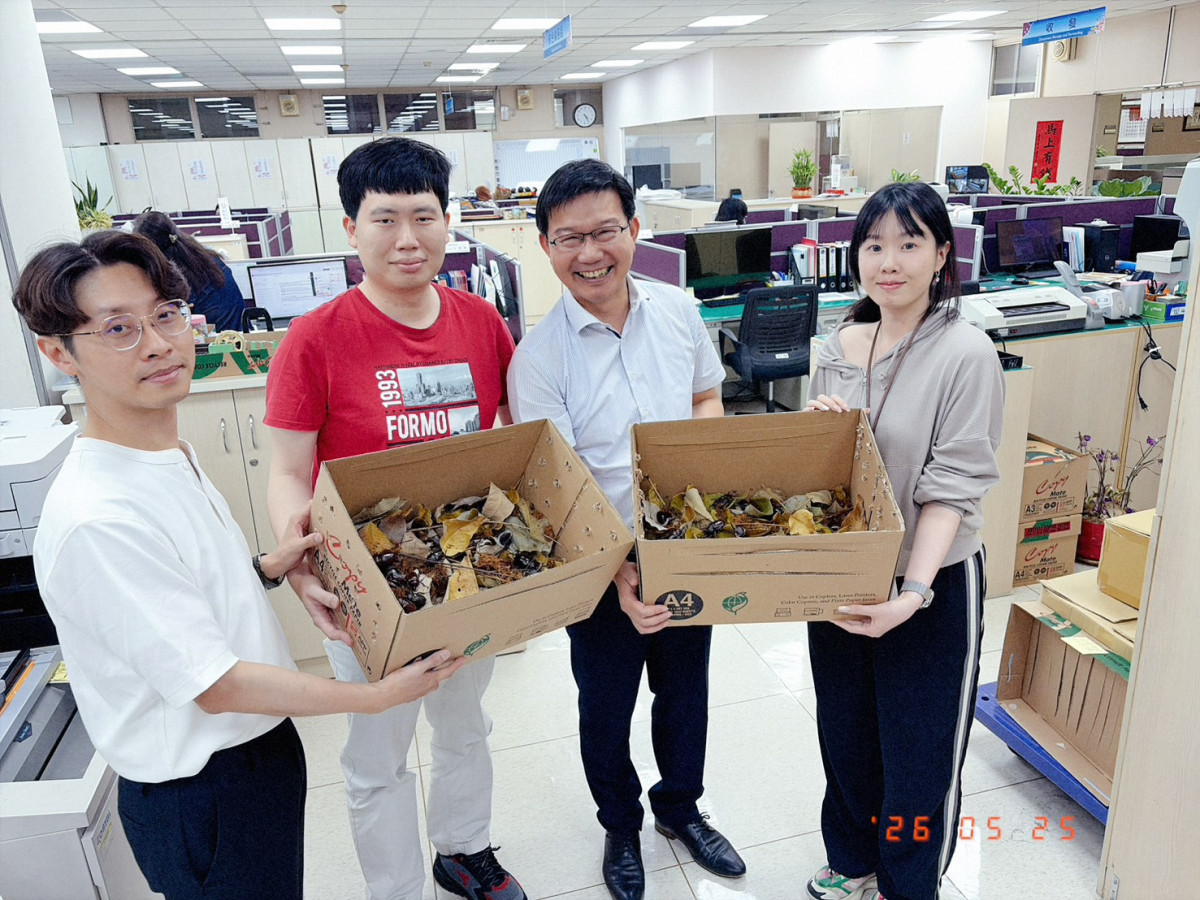 台中市政府客家事務委員會募集100隻獨角仙移居東勢獨角仙生態公園復育。