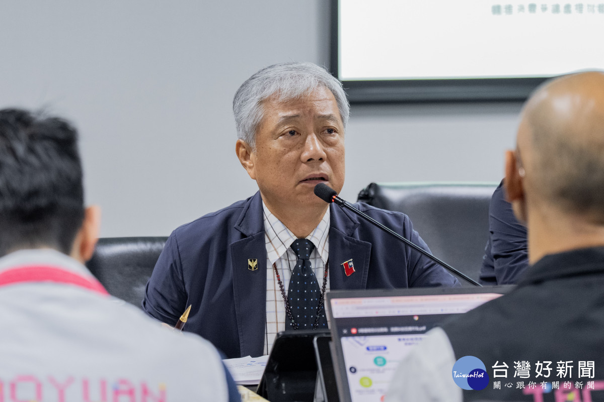 法務局長說明。