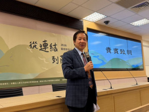東海校長張國恩在國北教大舉辦的2026「連結與陪伴」偏鄉教育論壇上指出：AI教育的核心並非技術本身，而是「教育公平」。(圖/東海大學)