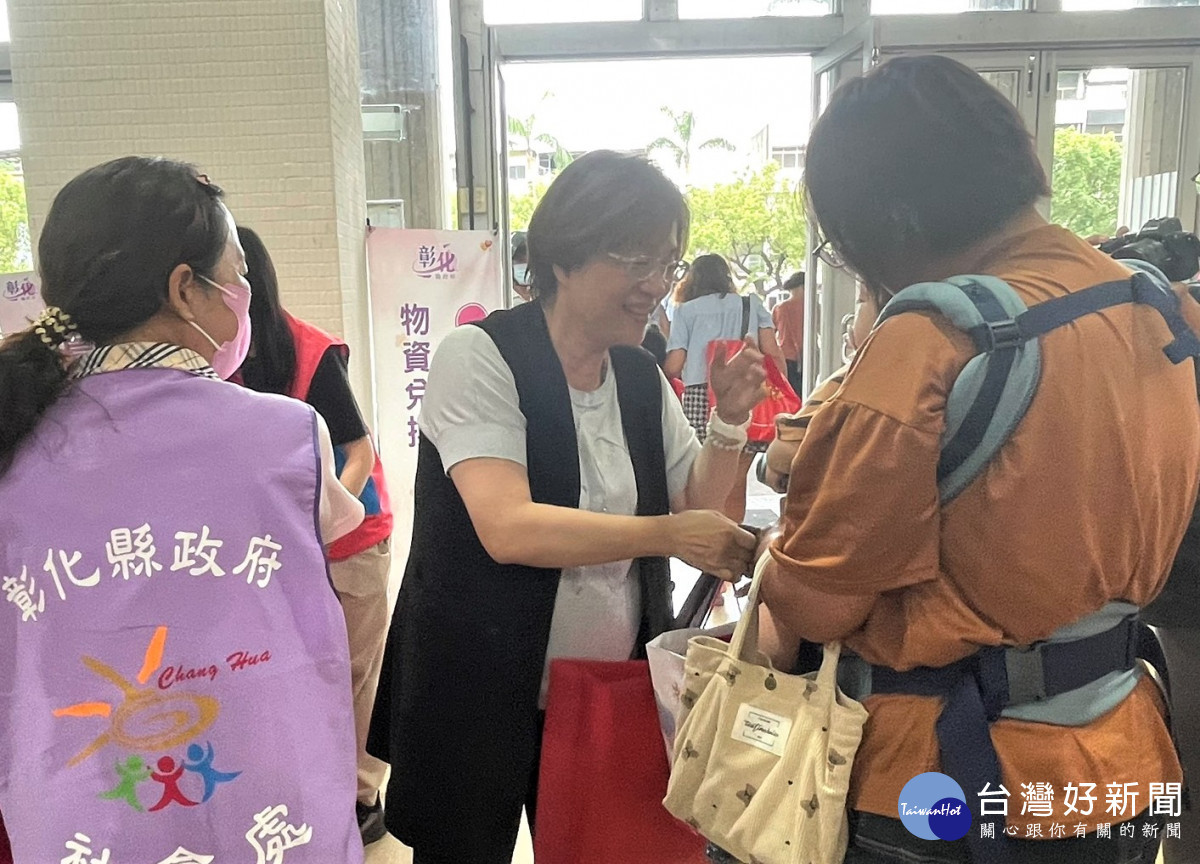 公私協力端陽送暖，彰化縣關懷弱勢不停歇。圖／彰化縣政府提供