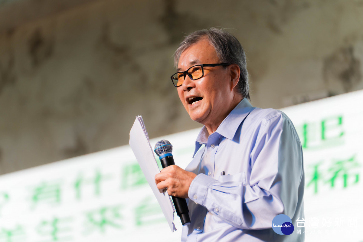 教育部長鄭英耀。圖／陳素月辦公室提供