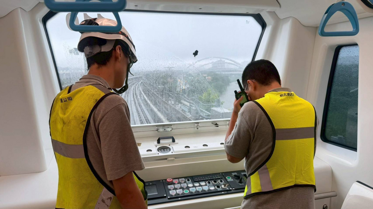 新北捷運三鶯線履勘。(圖/交通部路政及道安司)