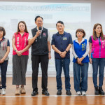 桃園市長張善政視察「中壢區內壢國小周邊提升人行安全改善工程」完工致詞。