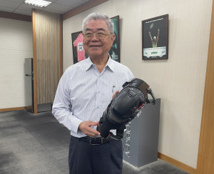 沈文振表示，拓凱在醫療外骨骼機器人領域深耕多年，主攻「膝部」和「腰部」的複材結構。