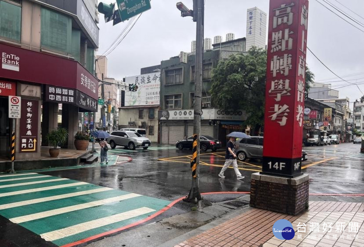 為了通盤檢討配置並化解民怨，中壢警分局邀集地方民意代表實地會勘。