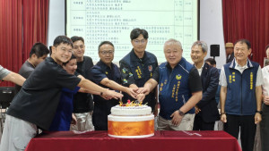 大園分局舉辦慶祝警察節暨慶生大會，邀集各單位同仁提前歡慶屬於警察的節日。