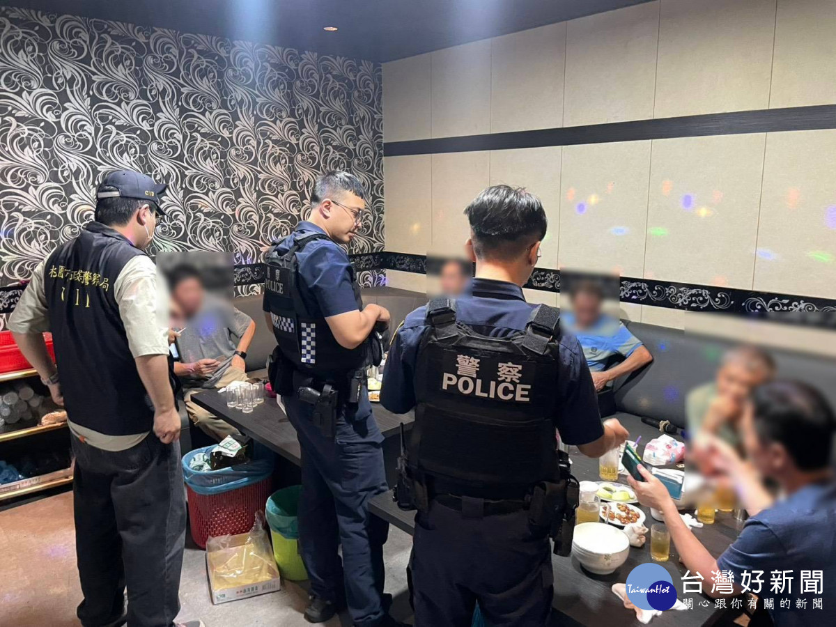 平鎮警雷霆專案攔查毒駕。