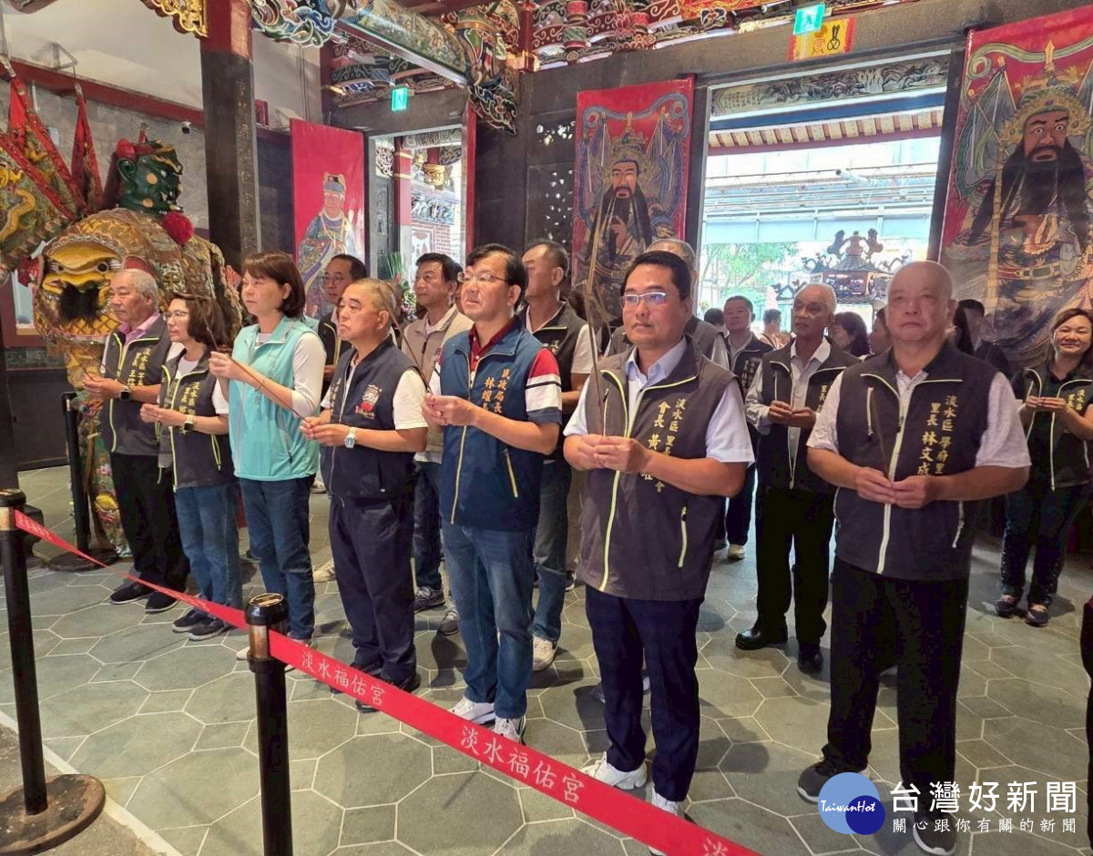 淡水福佑宮修建完工開廟門　民政局長參拜祈求合境平安