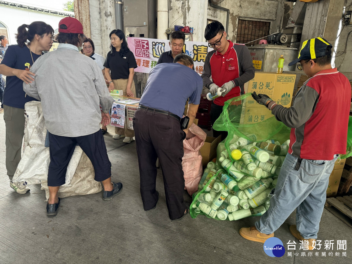 大甲區農會辦理農藥空瓶資源回收暨宣導活動　攜手農友守護環境永續