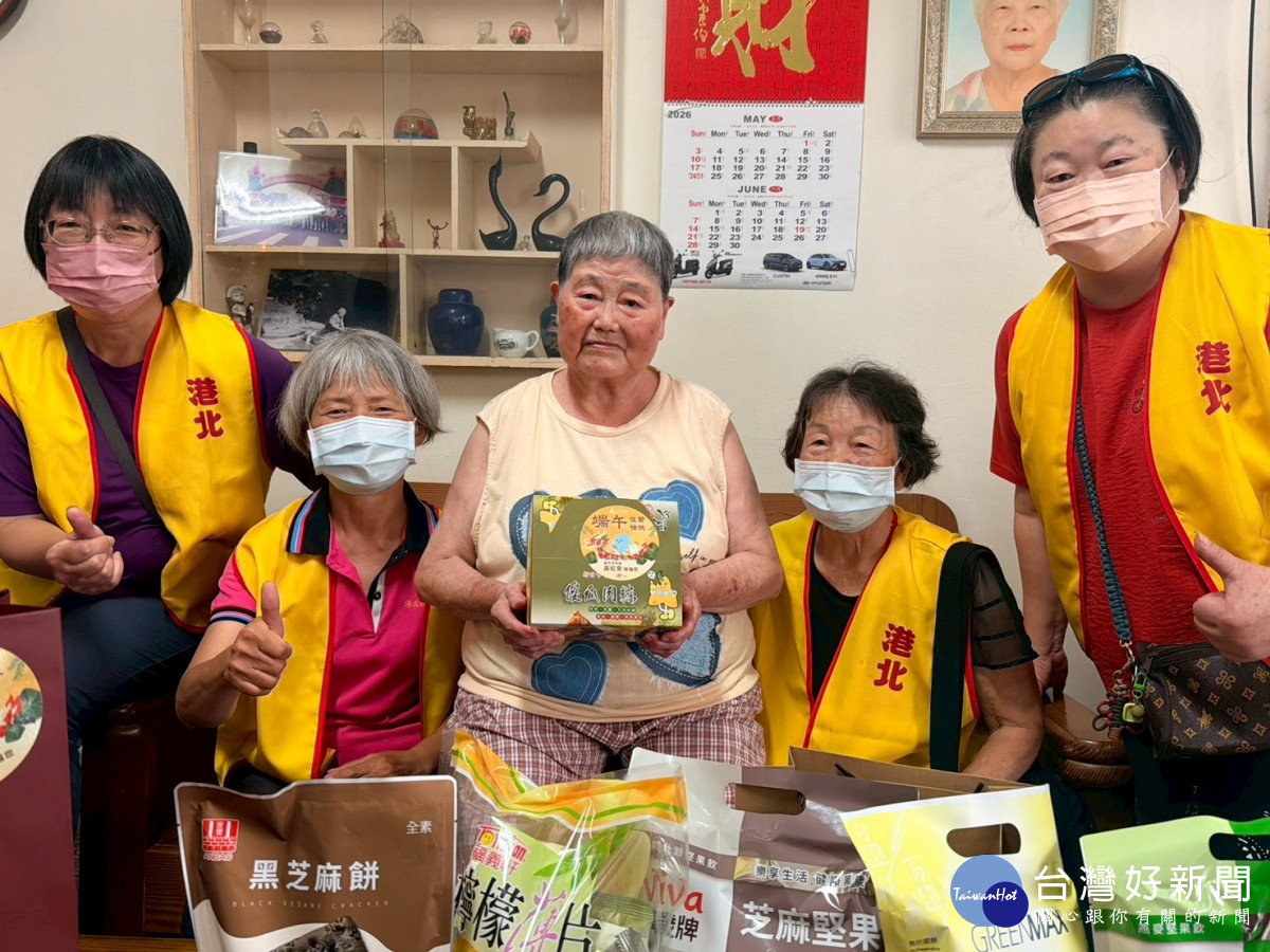 竹市攜手靈鷲山基金會、松翰科技　 端節關懷370位獨居長輩