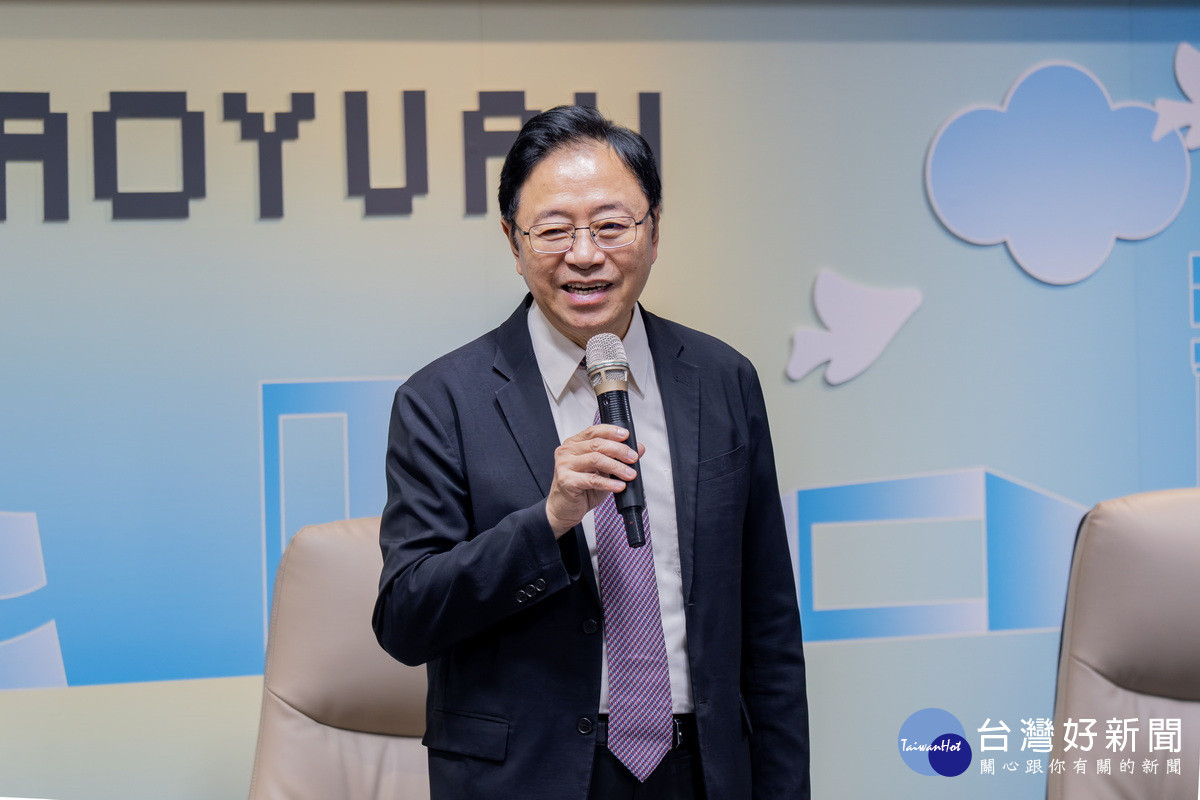 桃園市長張善政於捐贈儀式中致詞。