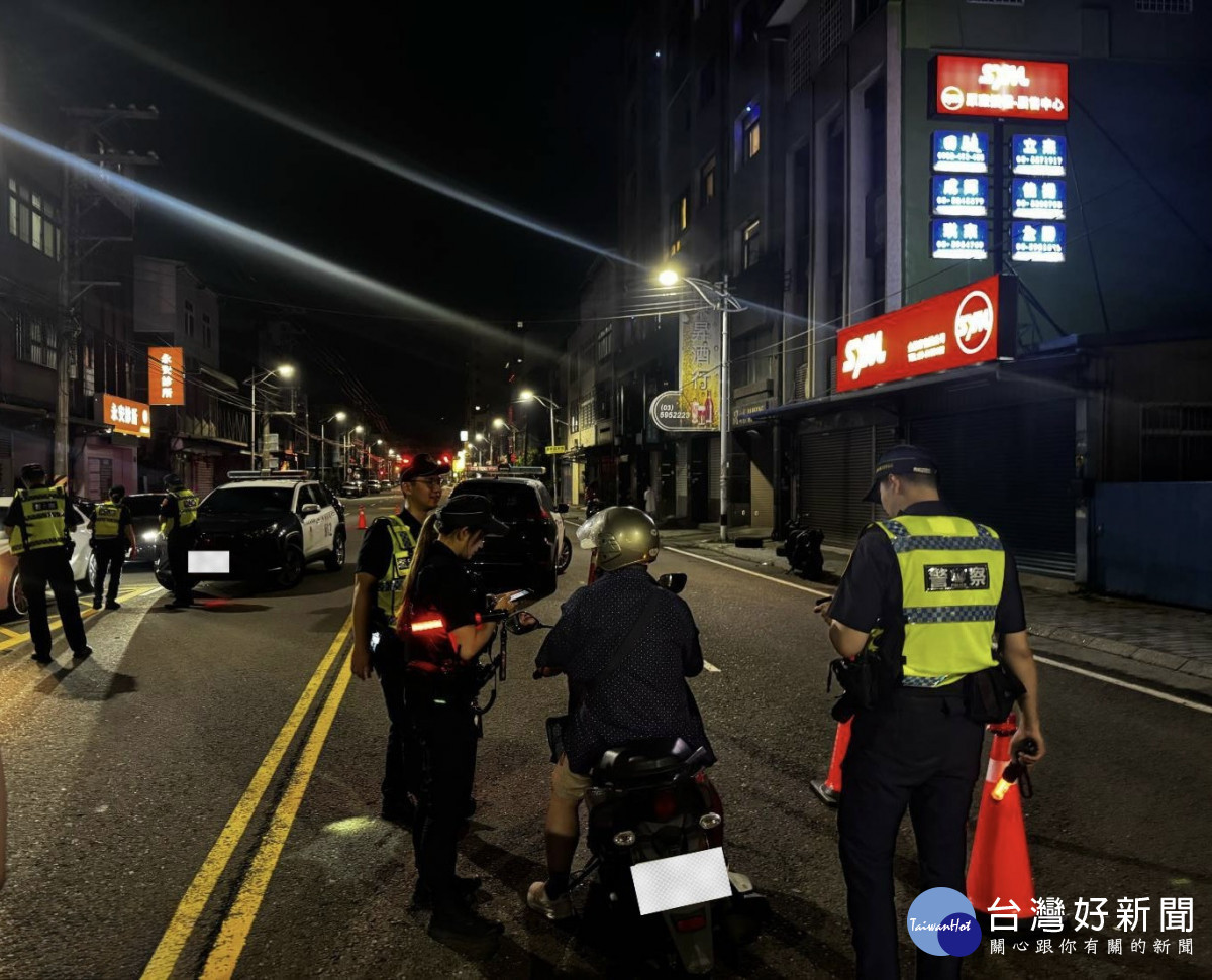 竹縣警全面部署警力加強攔查取締,展現「毒駕零容忍、全天候執法」決心。