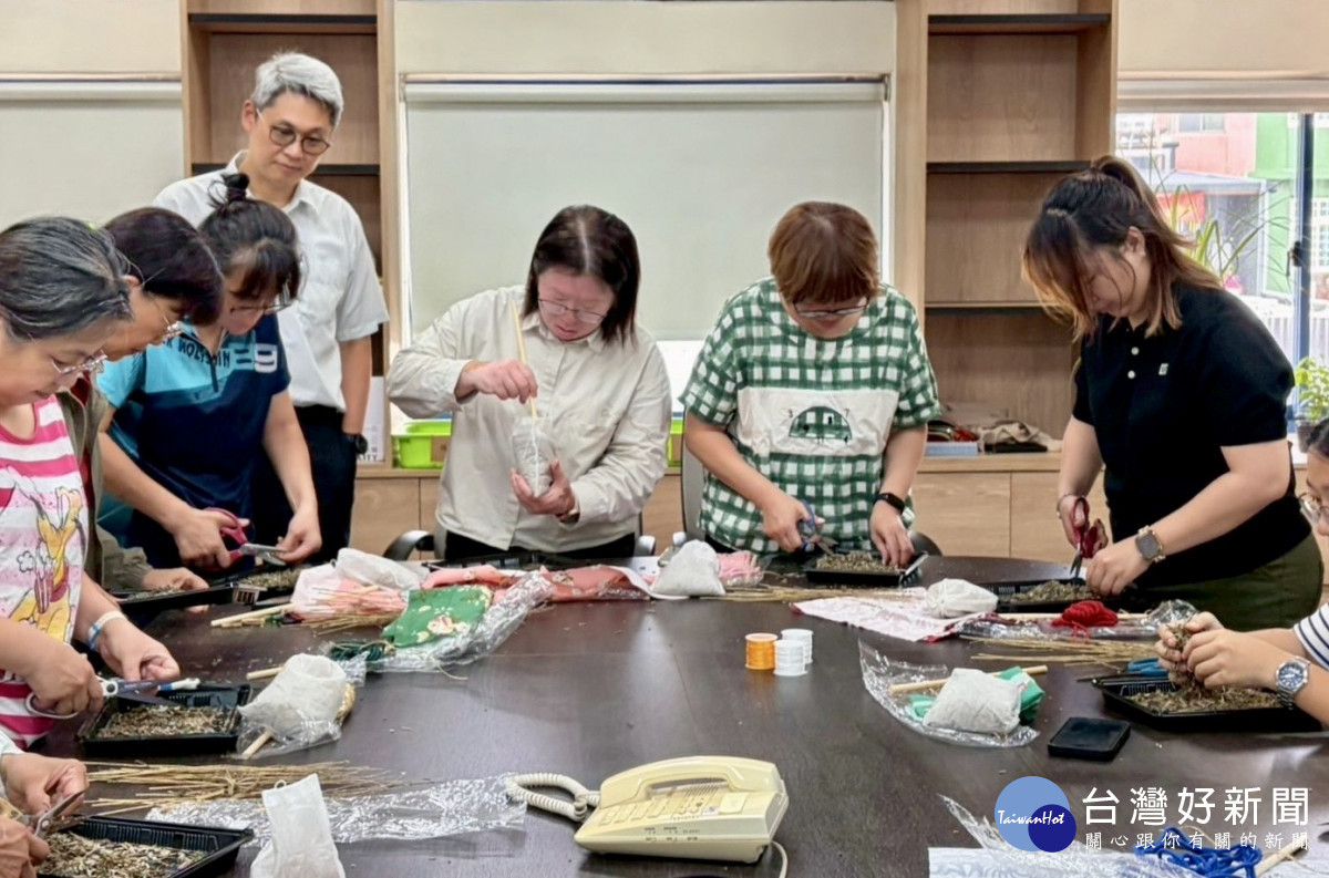 草本植物槌球紓壓體驗　竹市消防局照顧同仁身心健康