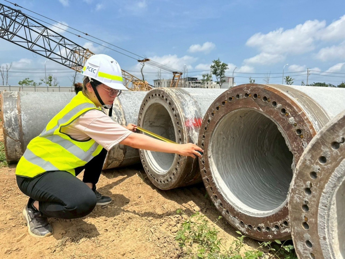 餐飲科轉戰營建領域　她靠實作訓練成功轉型營建工程師