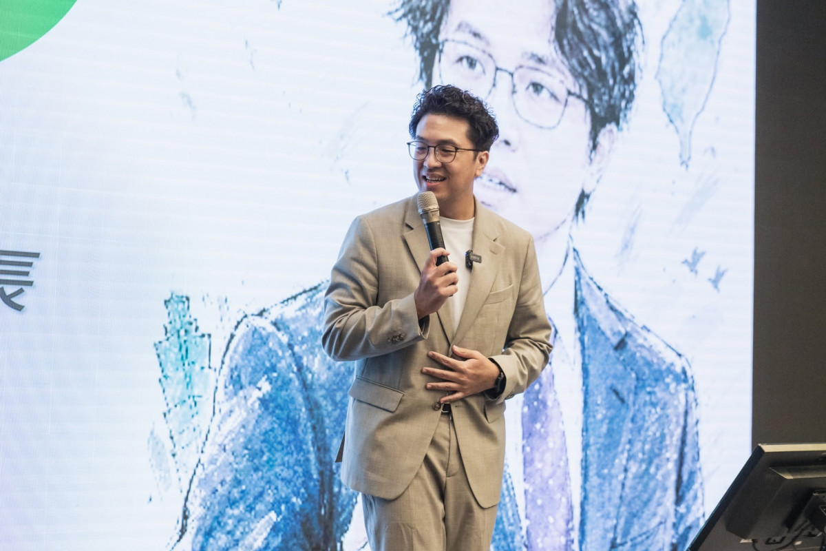 天龍國怒了！沈伯洋喊台北向台南學習　網酸爆：去學吃爐渣、看光電、修屋頂自己爬？