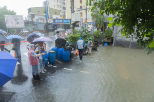 市長高虹安率領市府團隊前往勘災。