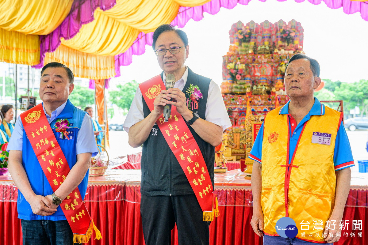 桃園市長張善政於「中華玄門總會桃園祈安錫福法會齋天祈福科儀」中致詞。