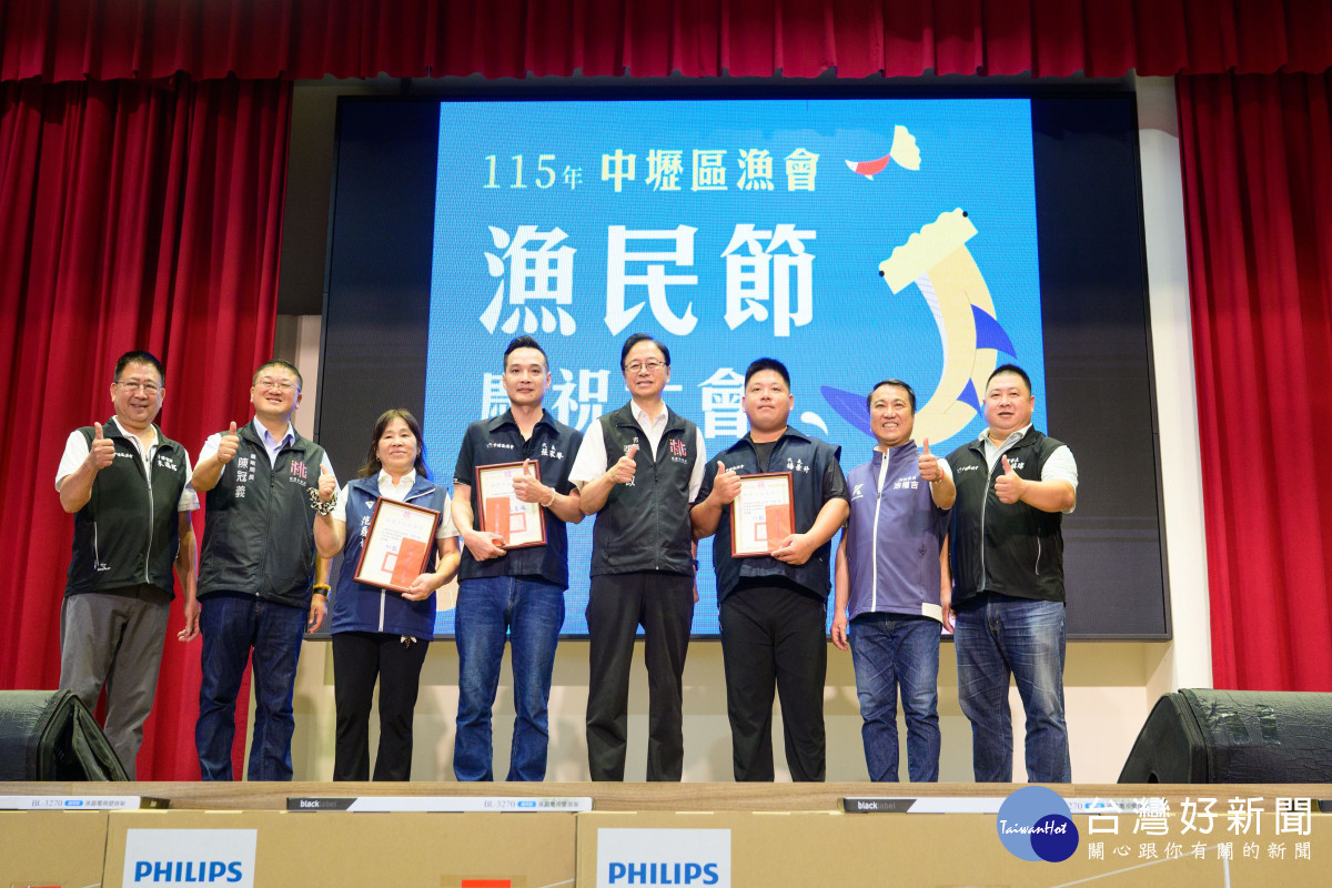 大合照。