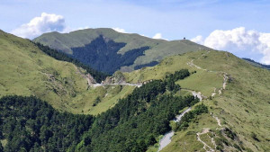 合歡山森林遊樂區位於中央山脈是國內知名的高山避暑勝地。（林業及自然保育署南投分署提供）