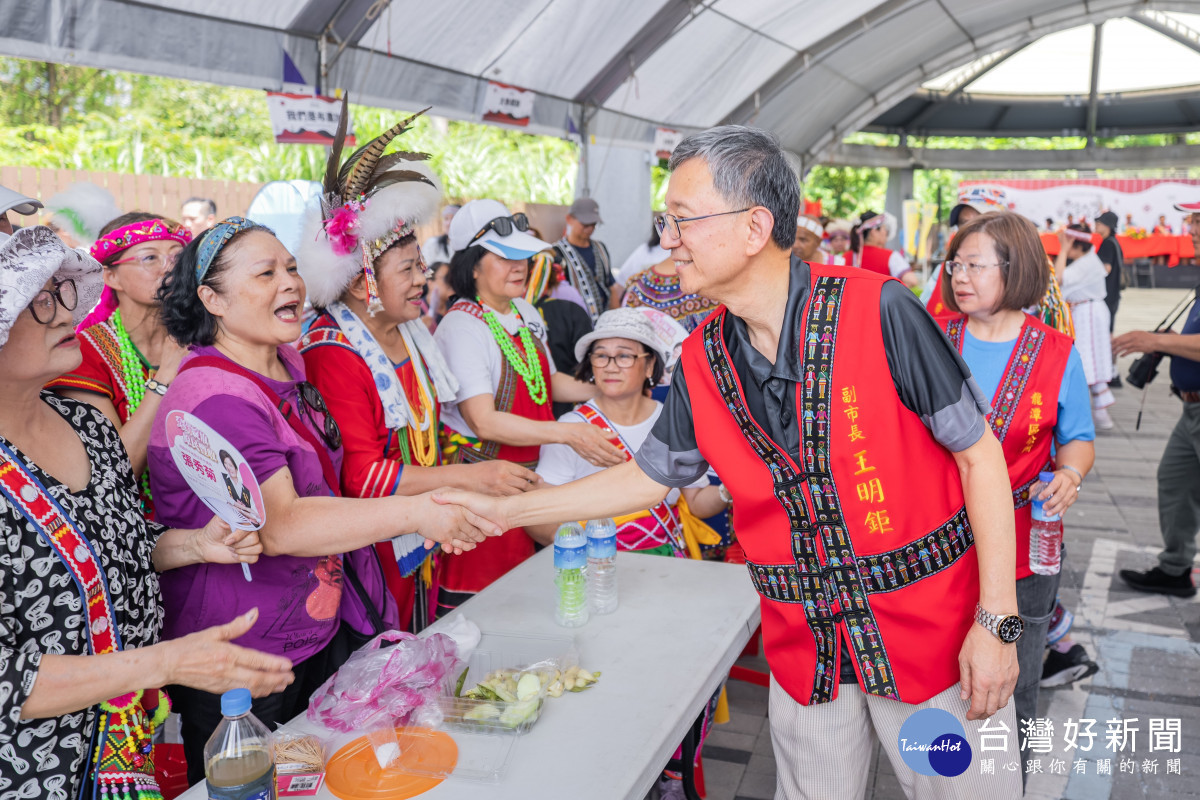 龍潭區原住民族豐年祭登場　王明鉅：重視教育與幼兒照顧、延續原民文化傳承