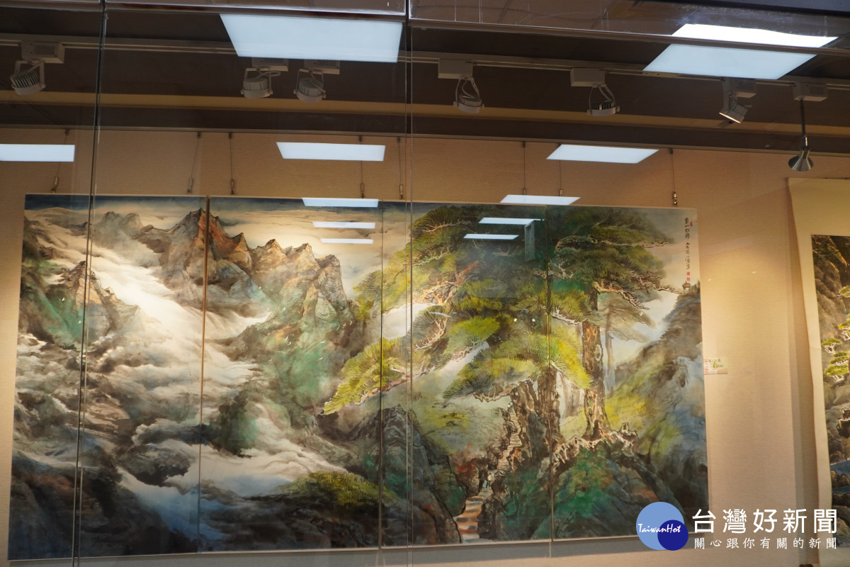 從塗鴉到大器格局,「長青藝采」水墨師生聯展璀璨登場。圖/彰化市公所提供